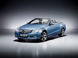 Mercedes-Benz E-Class Cabriolet 2010 года
